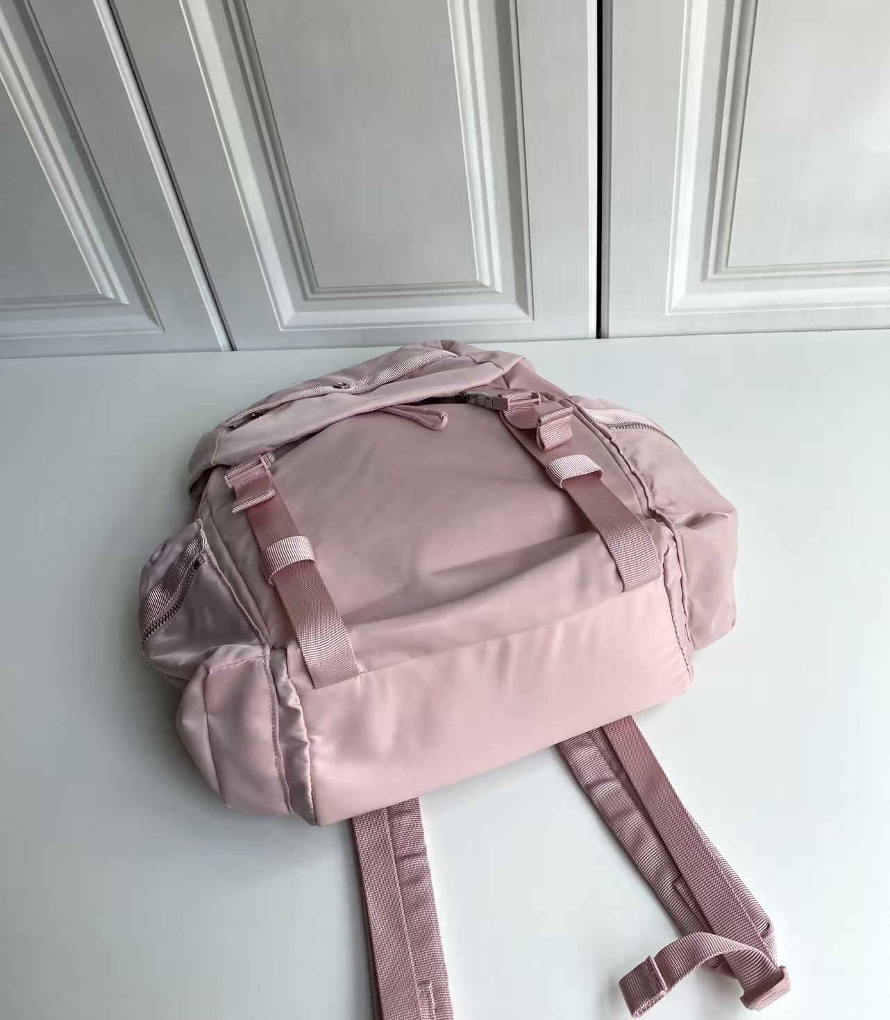 Wunderlust 14L Backpack (pink)