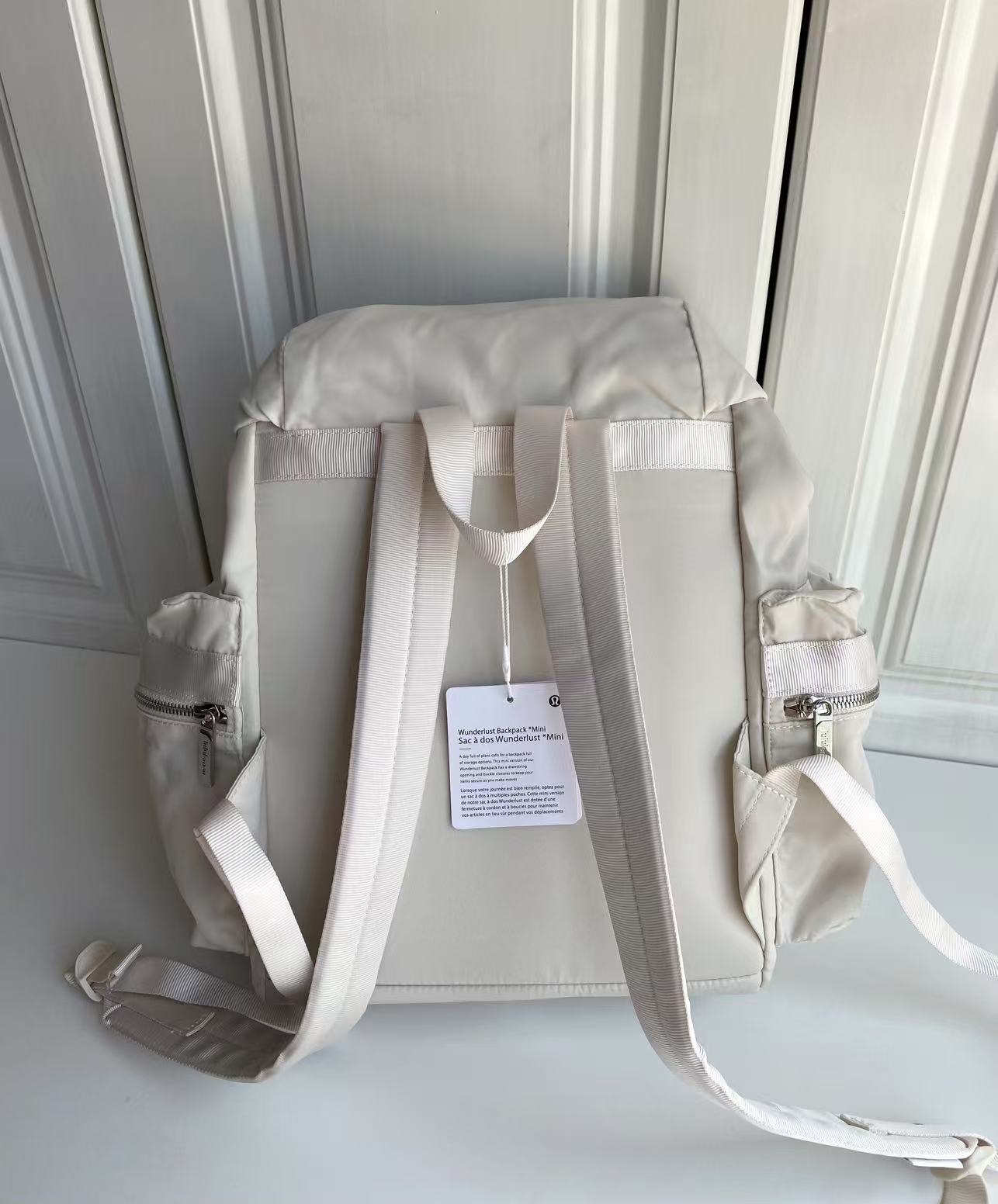 Wunderlust 14L Backpack (white)